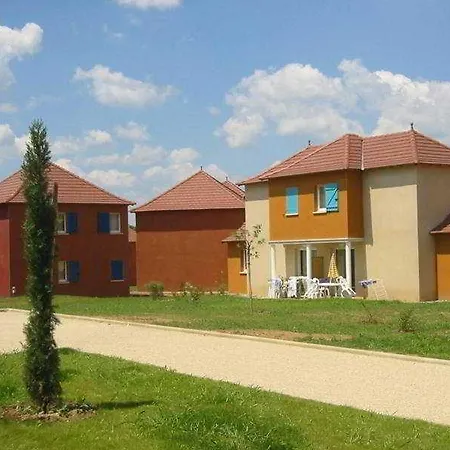 Claire Rive Village de vacances 3*